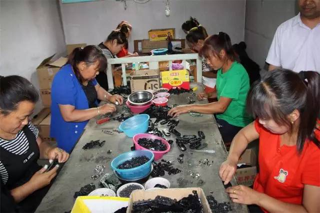 阜平縣召開手工業發展座談會